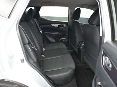 Used 2020 Nissan Rogue Sport S w/ Appearance Package image 36