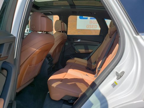 Used 2025 Audi Q5 2.0T Premium Plus w/ Premium Plus Package image 11