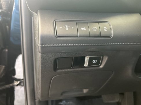 Used 2023 Hyundai Santa Fe Limited image 34