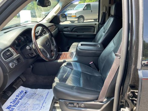 Used 2008 GMC Yukon XL Denali image 14