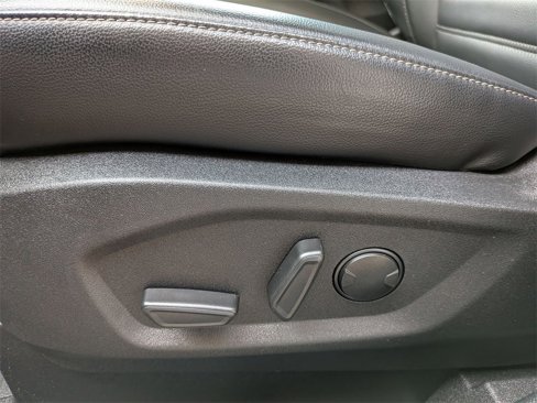 Used 2023 Ford Edge SEL w/ Convenience Package image 13