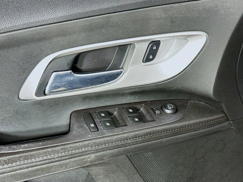 Used 2017 Chevrolet Equinox LS image 21
