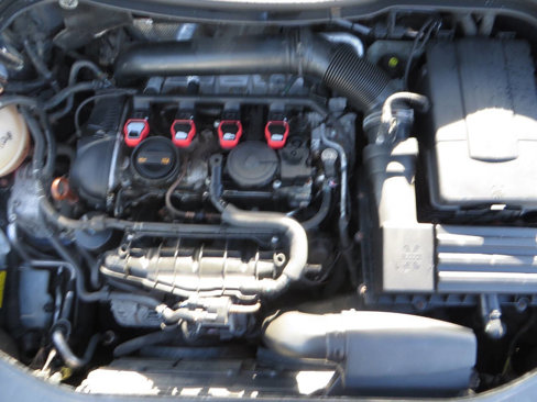 Used 2013 Volkswagen CC Sport image 10
