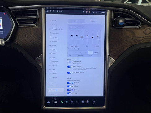 Used 2016 Tesla Model S 90D image 20