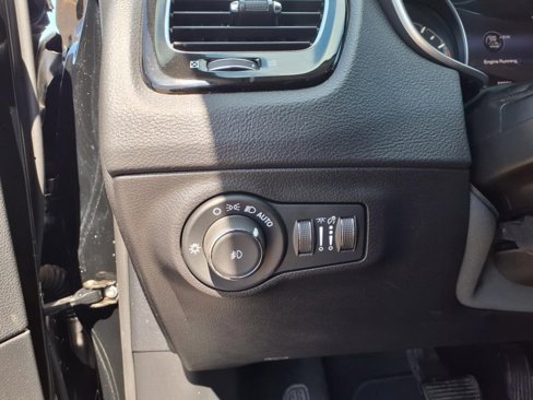 Used 2020 Jeep Compass Limited w/ Safety & Security Group image 22