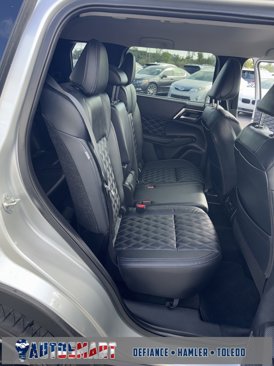Used 2022 Mitsubishi Outlander SEL image 17