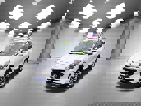Used 2021 Ford Escape SE image 1
