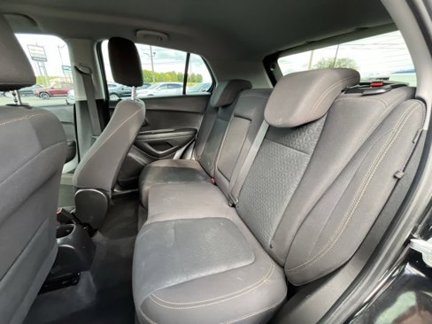 Used 2020 Chevrolet Trax LS image 25