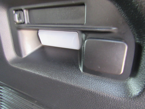Used 2022 Ford Explorer XLT w/ Equipment Group 202A image 33
