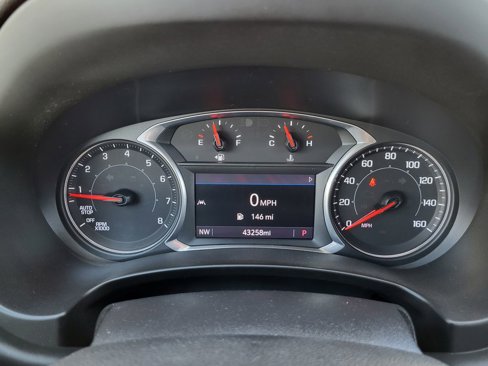 Used 2022 GMC Terrain SLT image 11