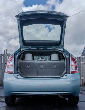 Used 2015 Toyota Prius image 9