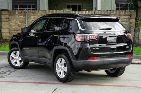 Used 2022 Jeep Compass Latitude image 19