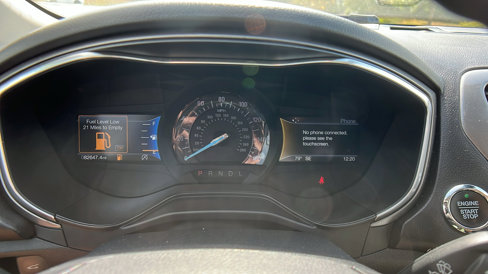 Used 2020 Ford Fusion SE image 28
