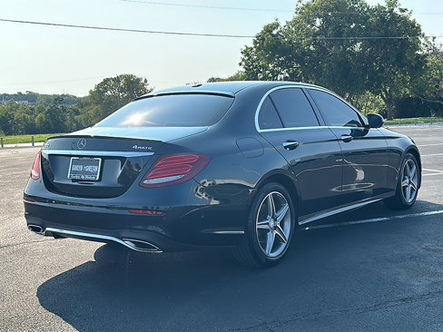 Used 2017 Mercedes-Benz E 300 4MATIC image 8