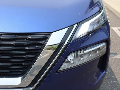 Certified 2023 Nissan Rogue SV image 13