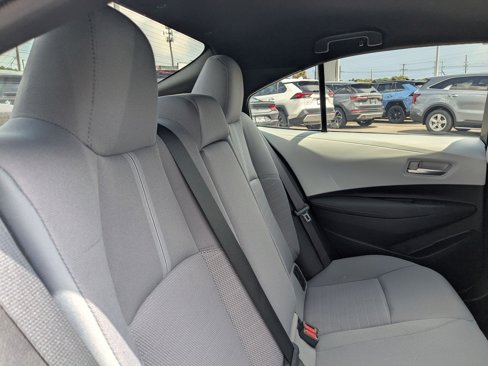 Used 2024 Toyota Corolla SE image 31