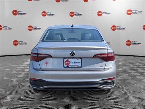 Used 2024 Volkswagen Jetta SE image 6