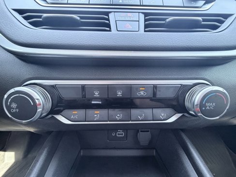 Used 2023 Nissan Altima 2.5 S image 16