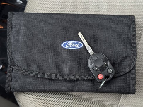 Used 2014 Ford Focus SE image 25