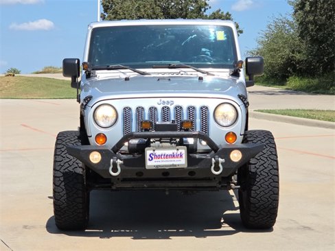 Used 2012 Jeep Wrangler Unlimited Sahara w/ Connectivity Group image 2