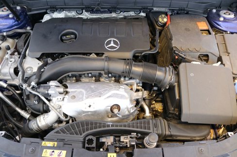 Used 2021 Mercedes-Benz GLB 250 4MATIC image 33