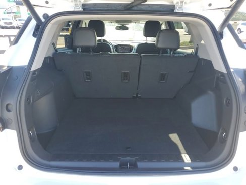 Used 2022 GMC Terrain SLT image 9
