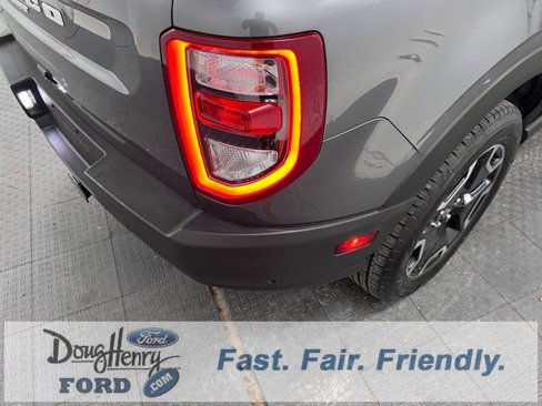 Used 2021 Ford Bronco Sport Outer Banks w/ Outer Banks Package (96D) image 13