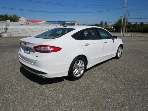 Used 2014 Ford Fusion SE image 5