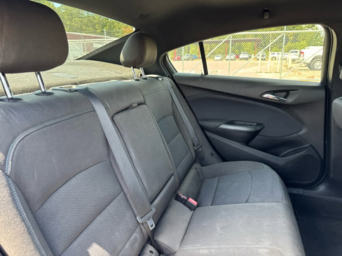 Used 2019 Chevrolet Cruze LT w/ Convenience Package image 16