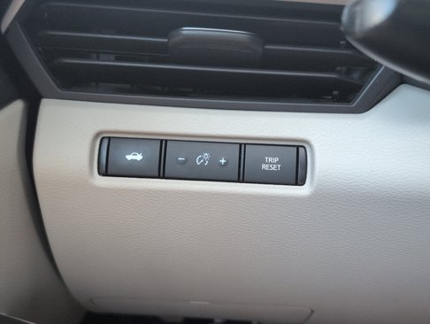 Used 2024 Nissan Altima 2.5 SV image 27