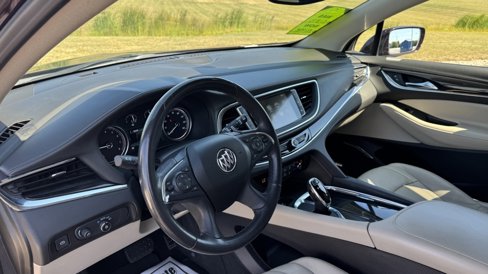 Used 2018 Buick Enclave Premium image 13