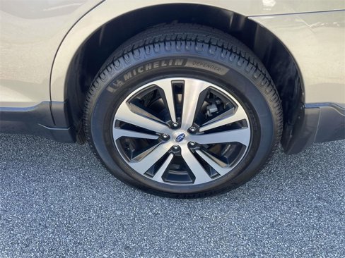 Used 2019 Subaru Outback 3.6R Limited w/ Popular Package #2 image 6