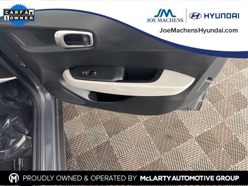 Certified 2024 Hyundai Venue SEL image 11