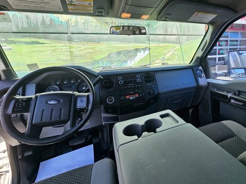 Used 2014 Ford F550 4x4 SuperCab Super Duty image 13
