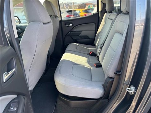 Used 2016 Chevrolet Colorado LT w/ LT Convenience Package image 17