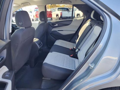 Used 2023 Chevrolet Equinox LT image 28