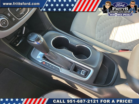 Used 2021 Chevrolet Equinox LS w/ LS Convenience Package image 8