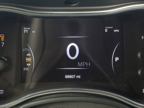 Used 2020 Jeep Grand Cherokee Altitude image 15