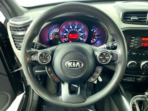 Used 2015 Kia Soul image 9