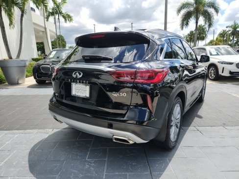 Used 2025 INFINITI QX50 Luxe image 8