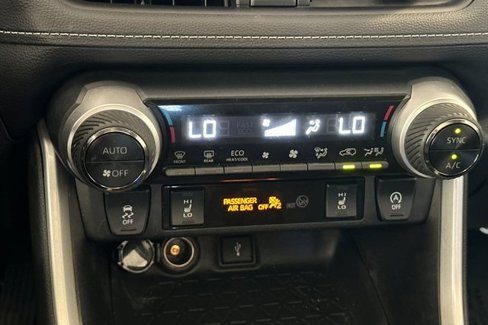 Certified 2022 Toyota RAV4 XLE image 29