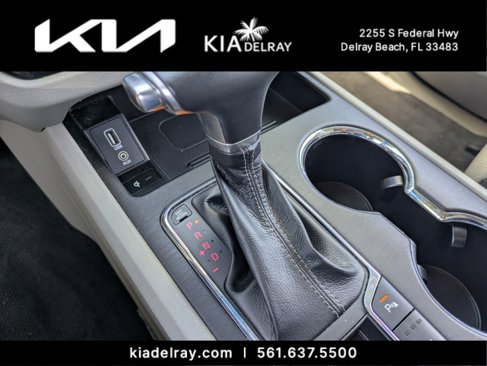 Used 2019 Kia Sedona EX image 25