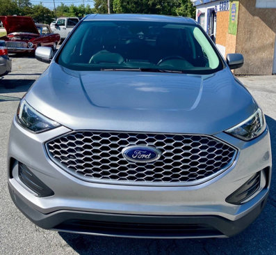 Used 2024 Ford Edge SEL image 3