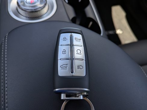 Certified 2024 Genesis GV70 2.5T image 30