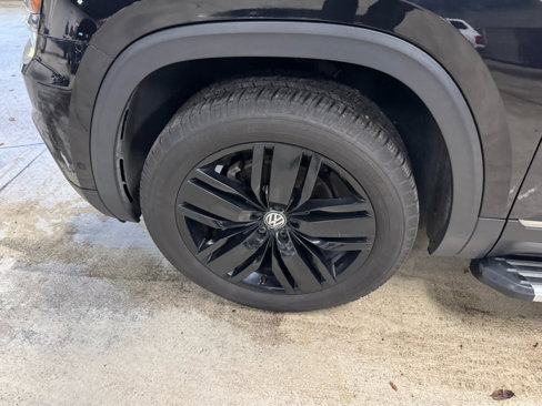 Used 2019 Volkswagen Atlas SEL Premium image 10