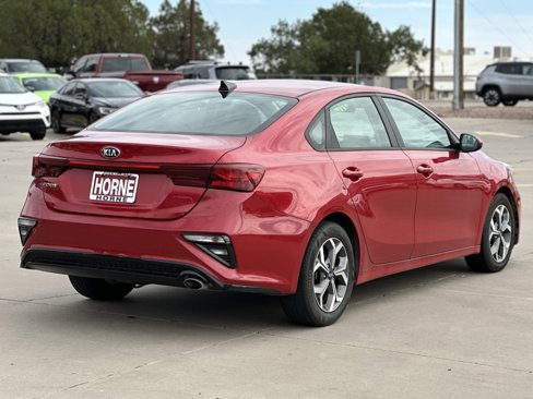Used 2021 Kia Forte LXS image 3