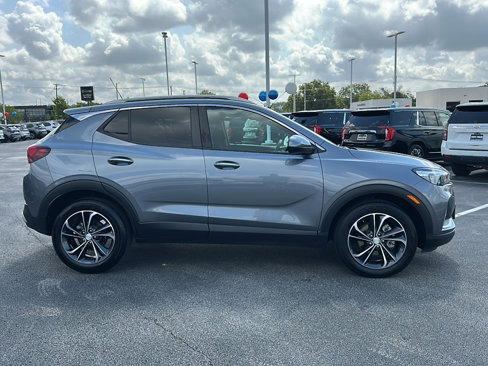 Certified 2022 Buick Encore GX Select image 9