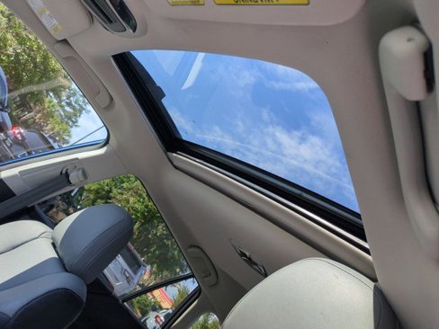 Used 2022 Subaru Outback Limited image 18