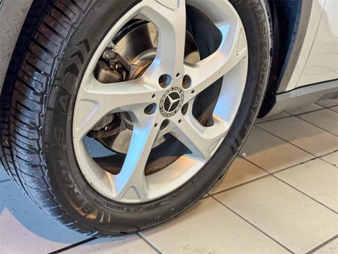 Used 2018 Mercedes-Benz GLA 250 4MATIC image 16