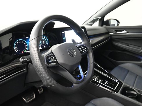 Used 2023 Volkswagen Golf 20th Anniversary Edition image 4